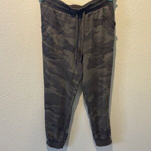 Splendid Camo Joggers